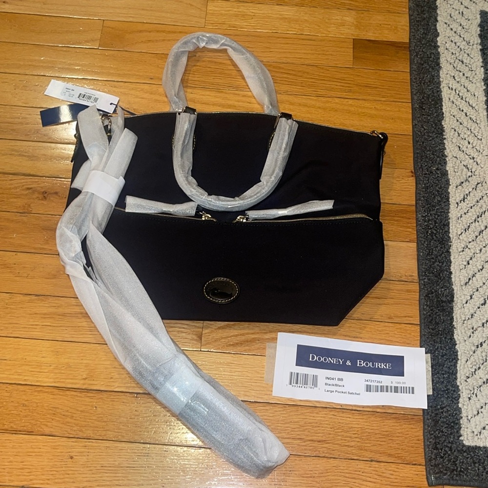 Dooney and Bourke Large Pocket satchel